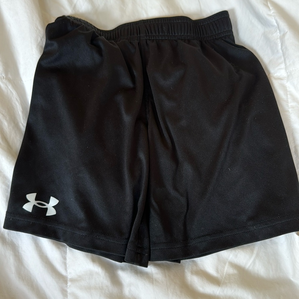 Boys Under Armour Shorts Size 5